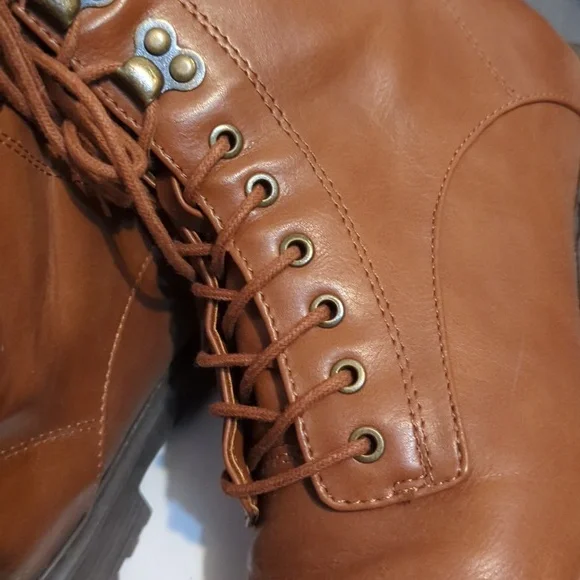 Universal Thread - Picture 7 of 8